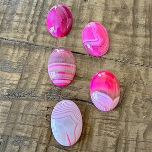 18mm Violet Red Banded Agate Oval Cabochon - Dyed - Striped Agate